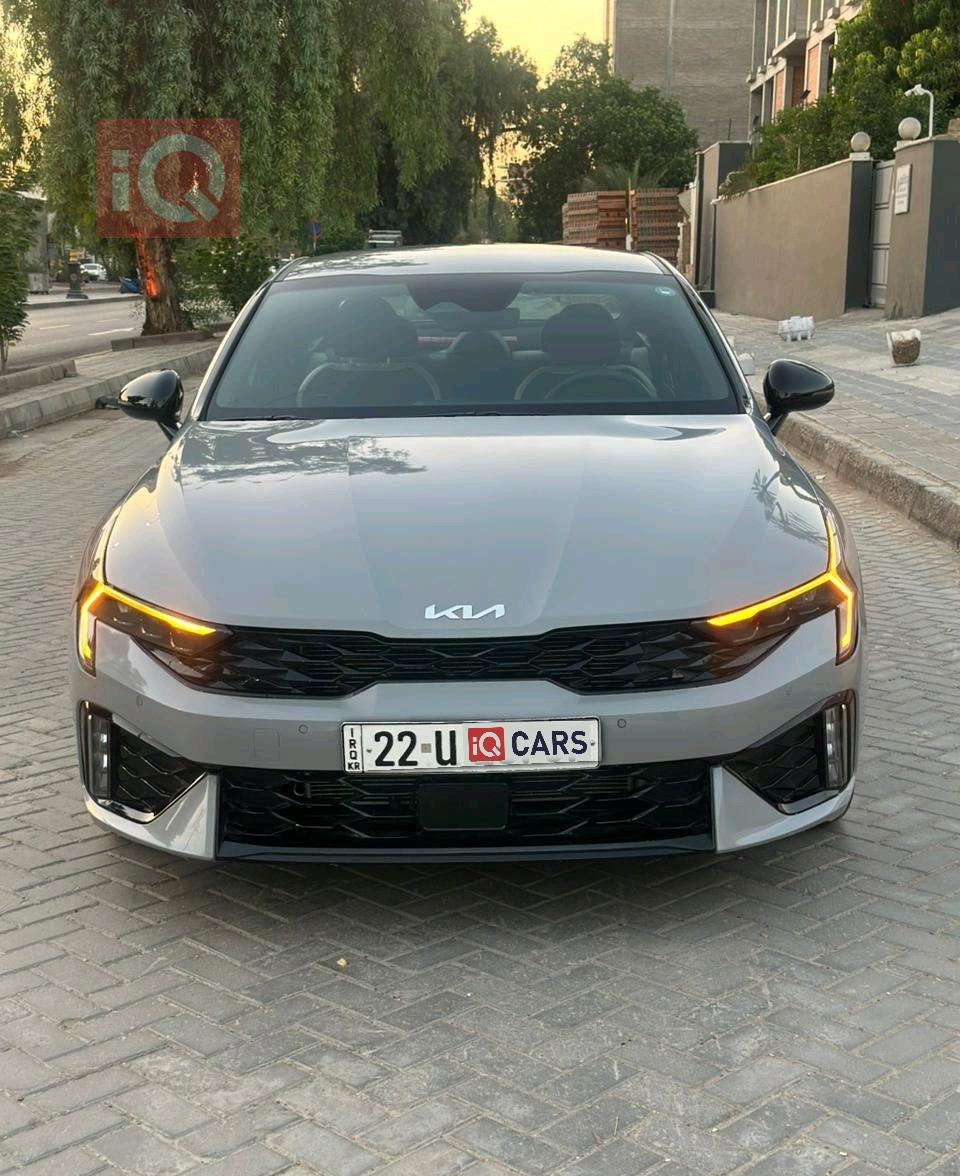 كيا K5
